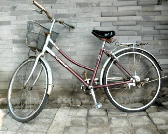 不要な自転車の画像